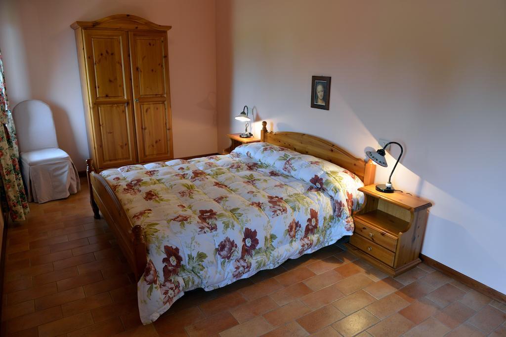 Agriturismo Isola Augusta Palazzolo dello Stella Habitación foto
