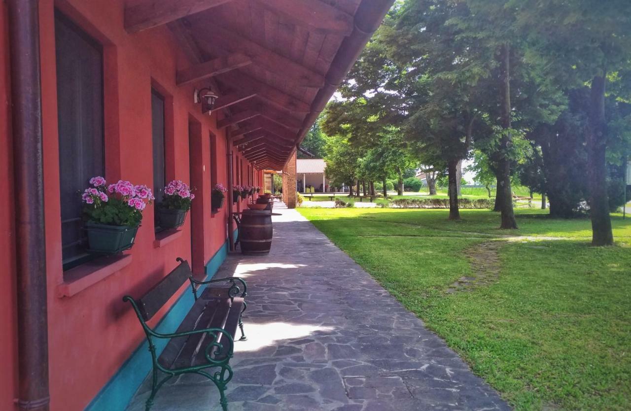 Agriturismo Isola Augusta Palazzolo dello Stella Exterior foto